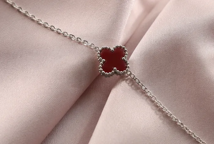 Red Clovers Chain Bracelet